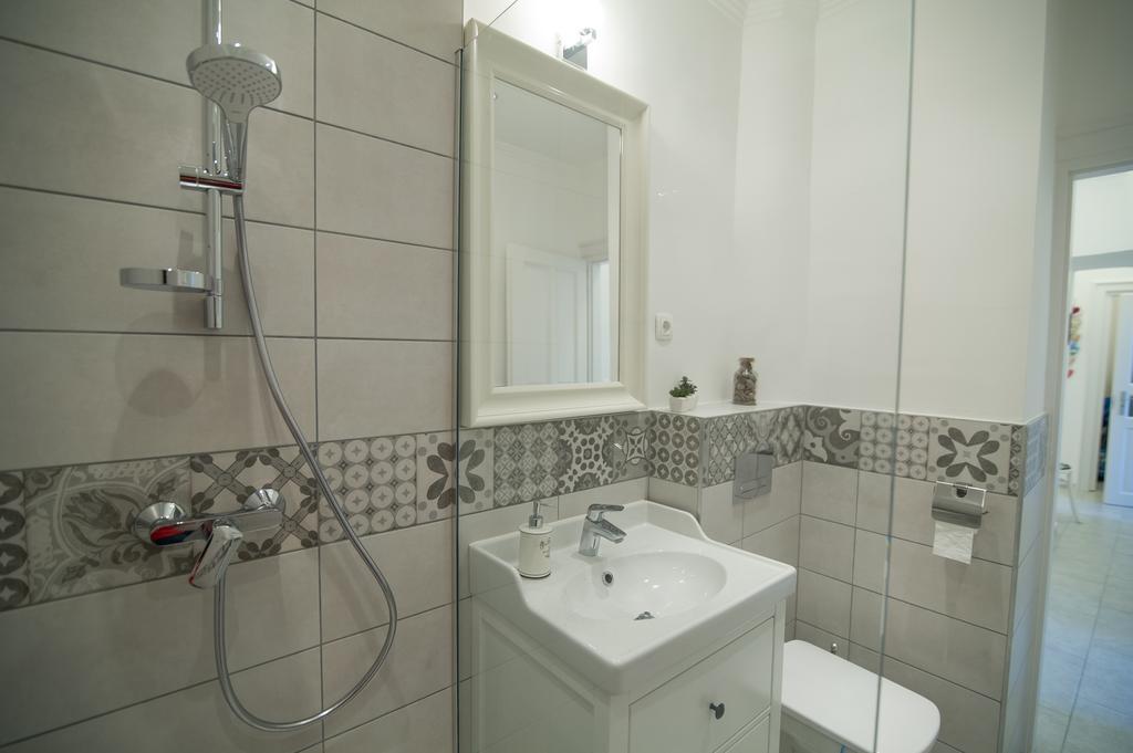 Brody Apartman 埃格尔 外观 照片